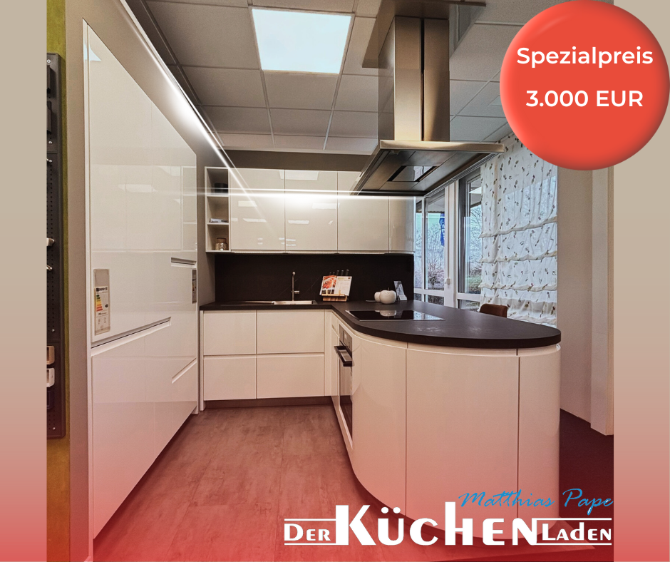 Abverkaufsküche in Hochglanz weiß